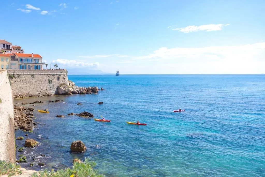 A9 - 1 Bdr Fantastic Sea View Remparts Old Antibes - Ac Apartment France